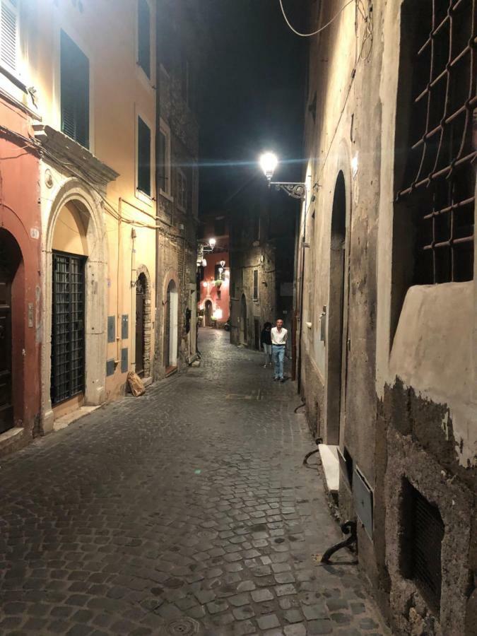 Domus Eva, Dove E Nata Tivoli Apartment Bagian luar foto