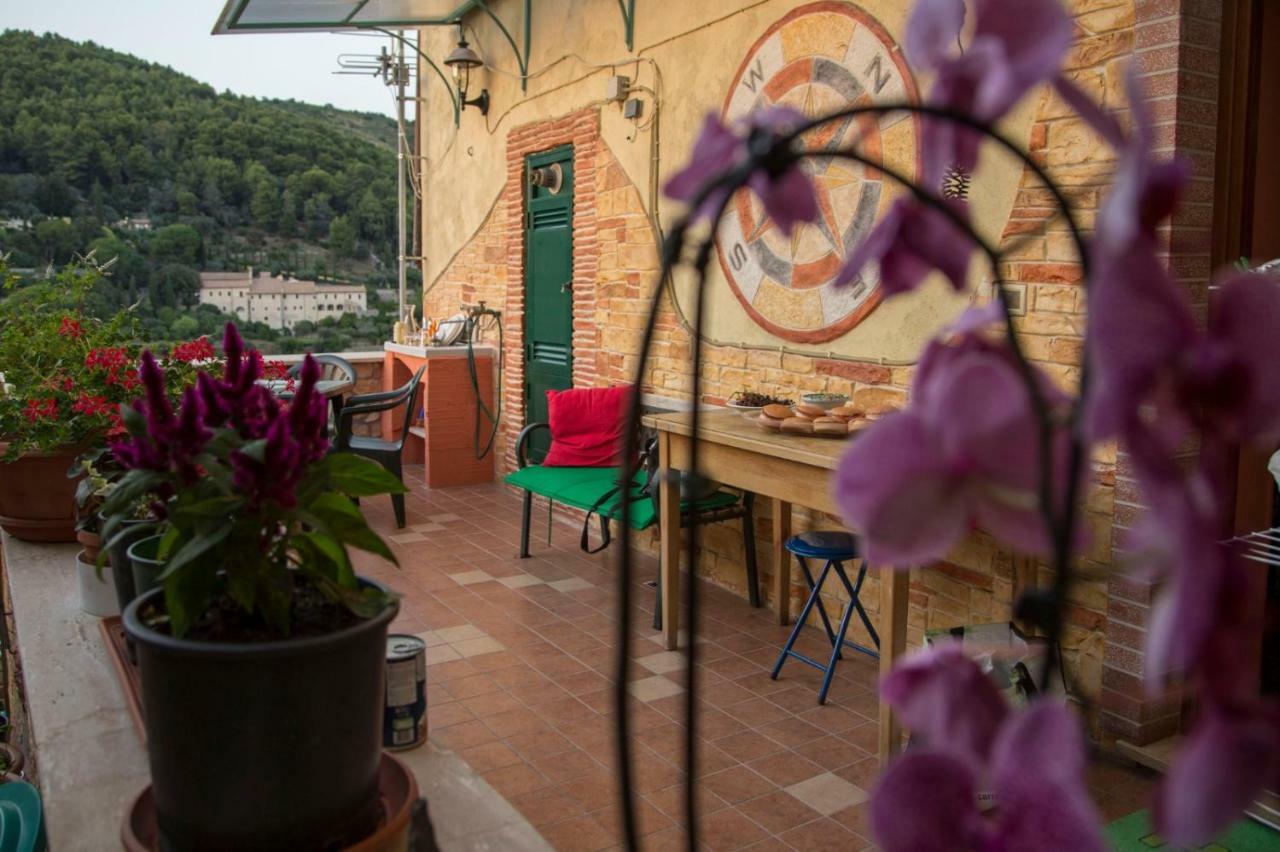 Domus Eva, Dove E Nata Tivoli Apartment Bagian luar foto